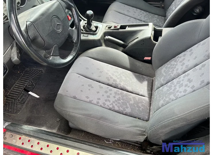 slk-r170-interieur-delen-stoel-deurpaneel-dashboard-kast