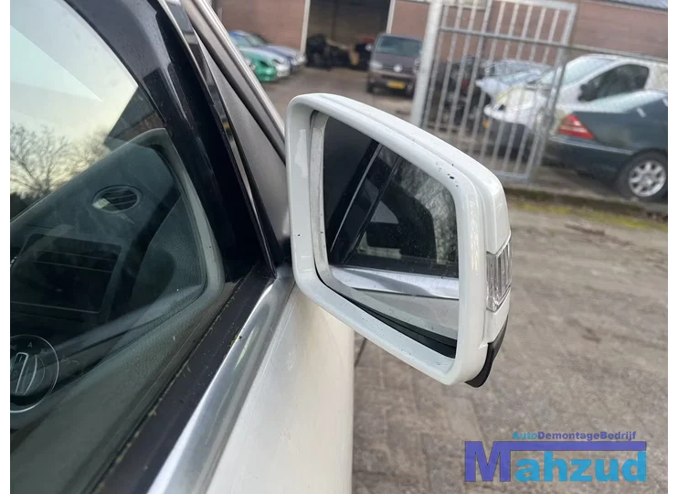mercedes-c-klasse-w204-wit-650-rechts-spiegel-20072011