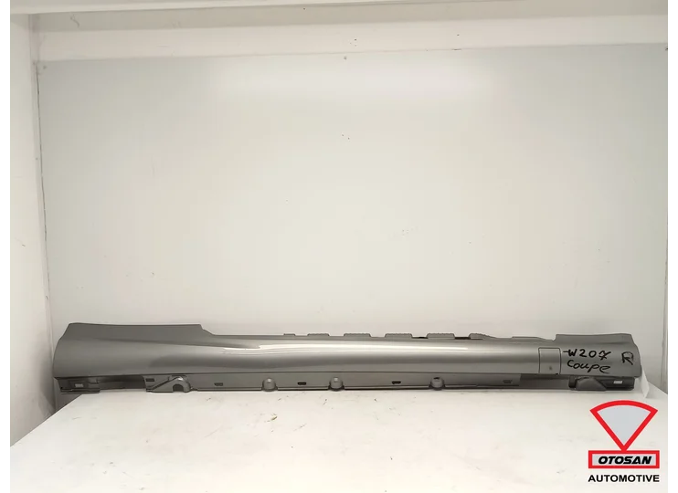 Mercedes E Coupe W207 AMG Side Skirt Right A2076901840