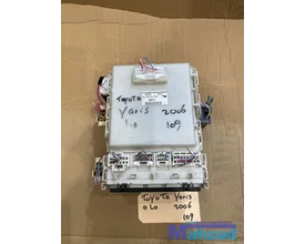 toyota-yaris-p9-zekeringkast-8273052700 — foto 2
