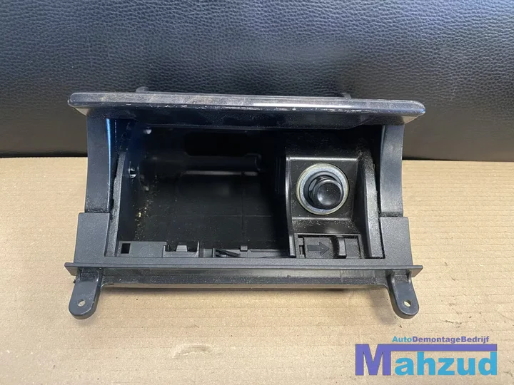 mercedes-clk-w208-asbak-2088100401-2088200830 — foto 3