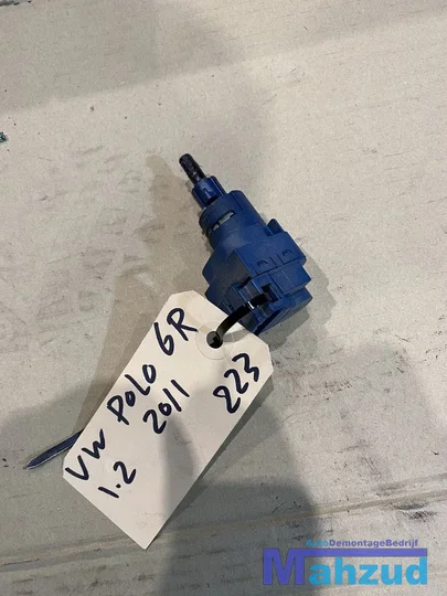 vw-polo-6r-remlicht-koppeling-schakelaar — foto 2