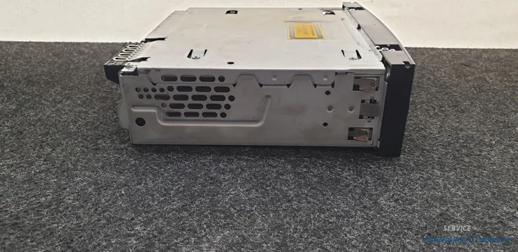 rneg-radio-cd-speler-met-bluetooth-en-navigatie-96661984xt-citroen-peugeot-origineel-gebruikt-2009-2013 — foto 4