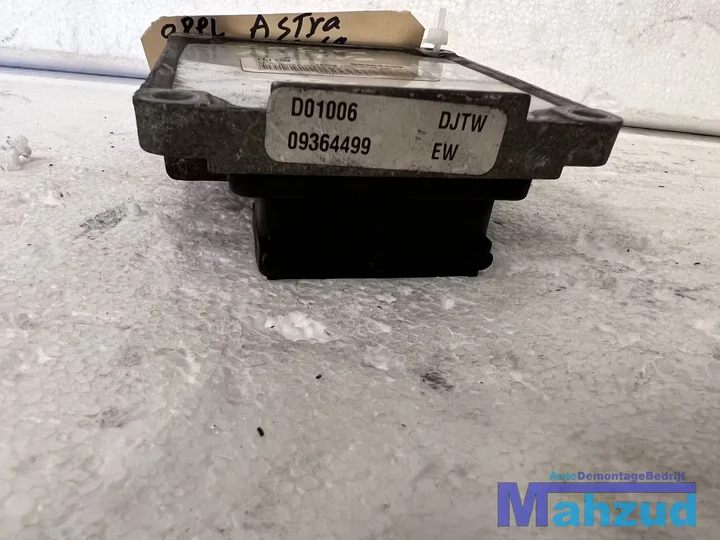 opel-zafira-astra-meriva-16-ecu-motormanagement-z16xe-09364499 — foto 2