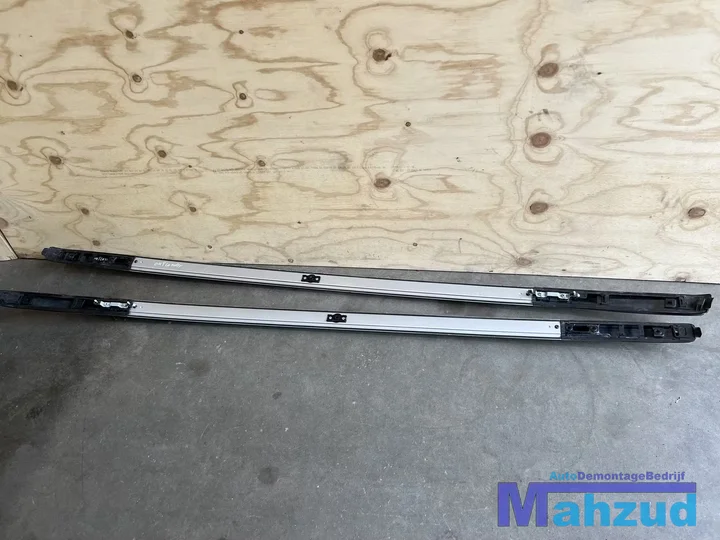 mitsubishi-outlander-phev-dakdrager-rail-2015 — foto 3