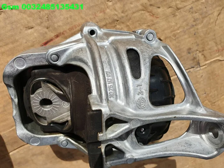 4m0199372fg-a5-a6-motorsteun-q5-q7-q8-a4-a7-touareg — foto 6