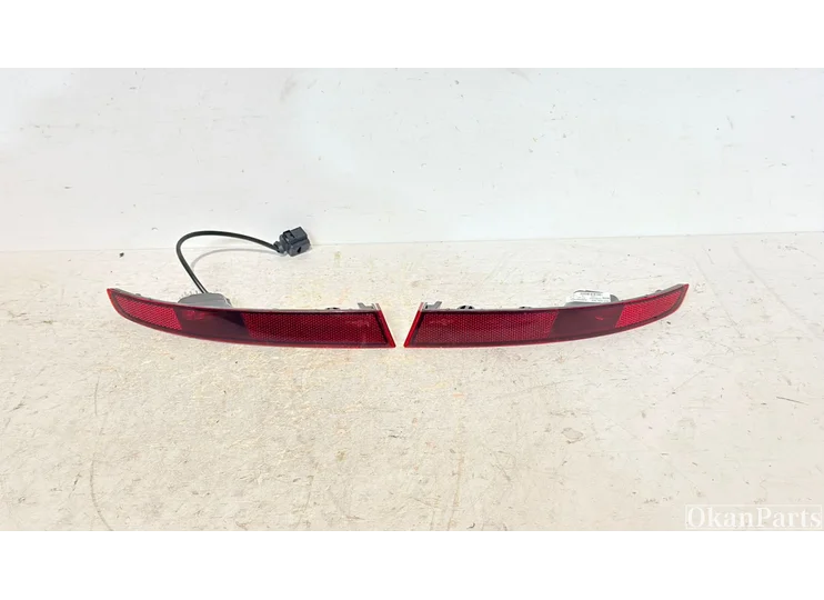 Réflecteur arrière gauche/droite Skoda Kamiq 658945702