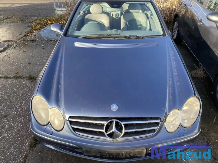 2003-mercedes-clk-w209-cabrio-240-26-v6-18v-blauw-onderdelen — foto 2