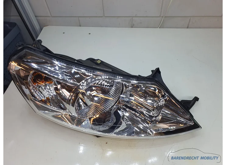peugeot-expert-tepee-citroen-jumpy-g9-koplamp-89902604-rechts-passagierskant-origineel-nette-staat-gebruikt-2007-2008-2009-2010-2011-2012-2014-2015-2016-barendrecht-mobility-service