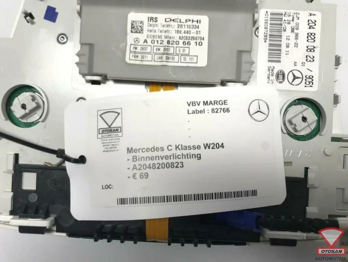 mercedes-c-klasse-w204-binnenverlichting-hemel-a2048200823 — foto 2