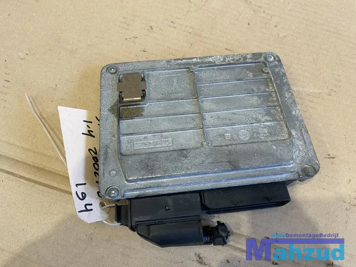 skoda-fabia-14-awq-ecu-motormanagement-module-047906033 — foto 3