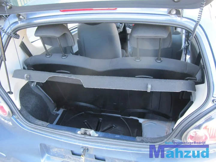 2009-toyota-aygo-10-8r3-demontage-sloop-in-onderdelen-245 — foto 15