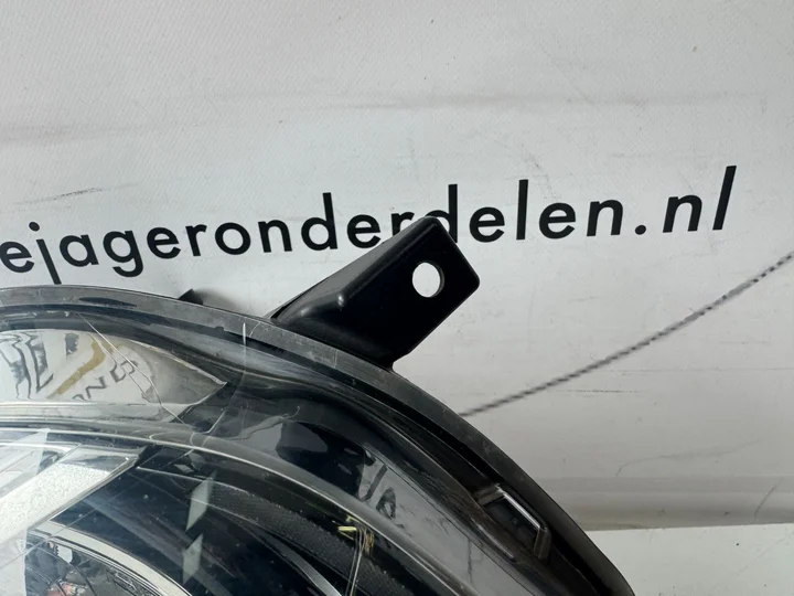 renault-twingo-3-koplamp-rechts-260105419r-2014 — foto 6