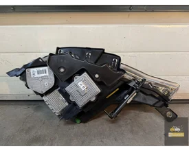 670034638-maserati-levante-bi-xenonlamp-rechts-torsie-670034638 — foto 5