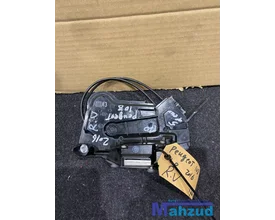 peugeot-108-rechts-voor-deurslot-deurvergrendelings-motor