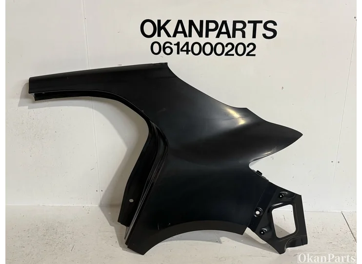 Liens de pare-choc arrière pour Renault Megane IV Hatchback 760310653R