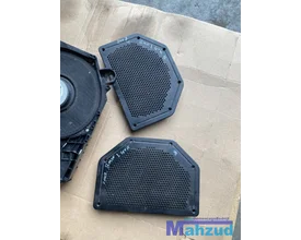 bmw-1-serie-e81-e87-speaker-links-onder-de-stoel — foto 2