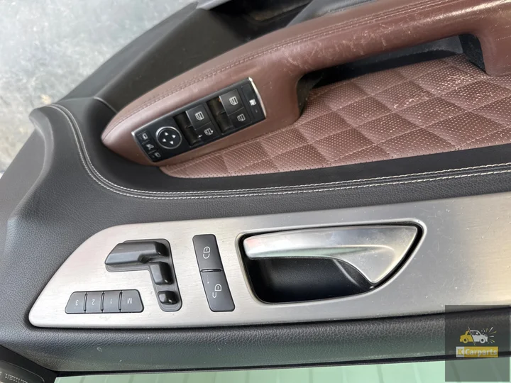 mercedesbenz-w166-gle-mlklasse-portier-linksvoor — foto 7