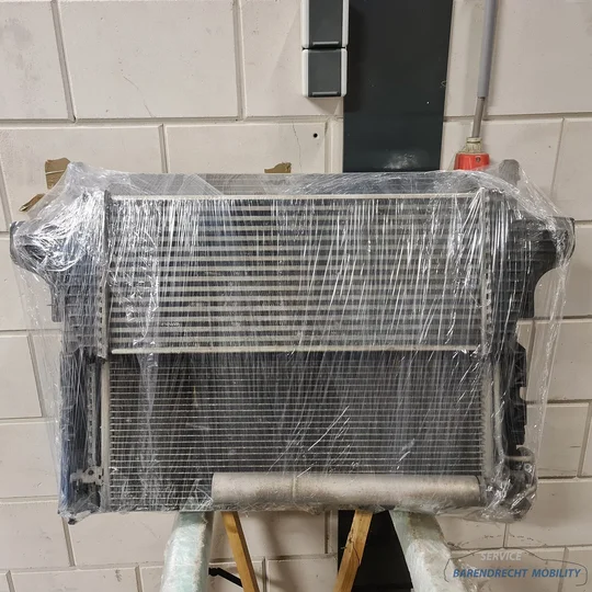 koelerpakket-ml-w164-mercedes-koelventilator-a2515000304-a2515000103-radiateur-2006-2012 — foto 18