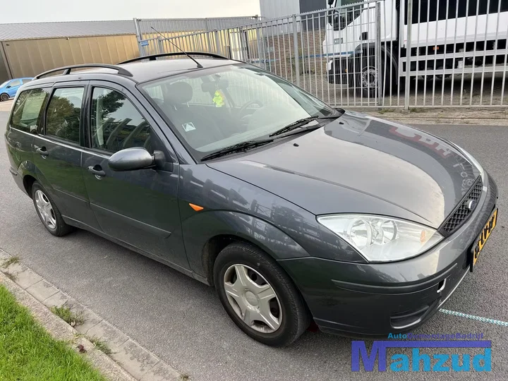 ford-focus-1-turnier-16-16v-demontage-station-onderdelen — foto 9