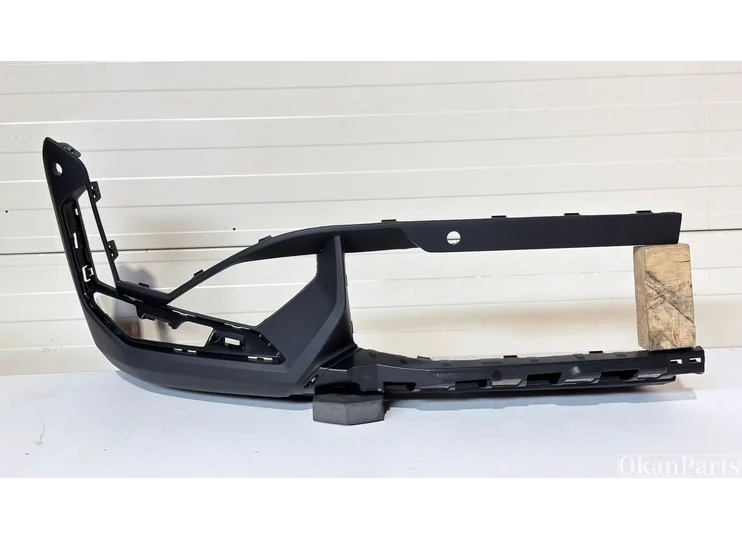 BMW X1 U11 rechte vordere Stoßstangenecke rechts 51119883580