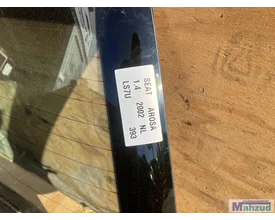 seat-arosa-bruin-ls7u-achterklep-19972004 — foto 2
