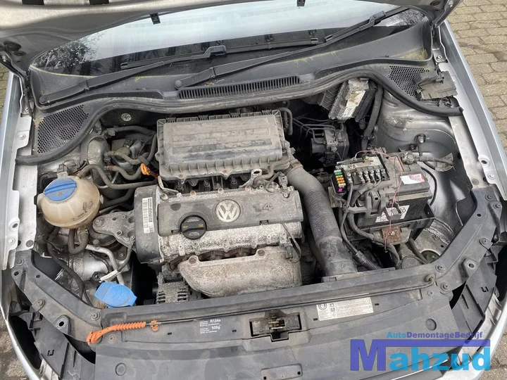 2010-vw-polo-6r-14-dsg-cgg-cggb-mlg-la7w-demontage-onderdelen — foto 13