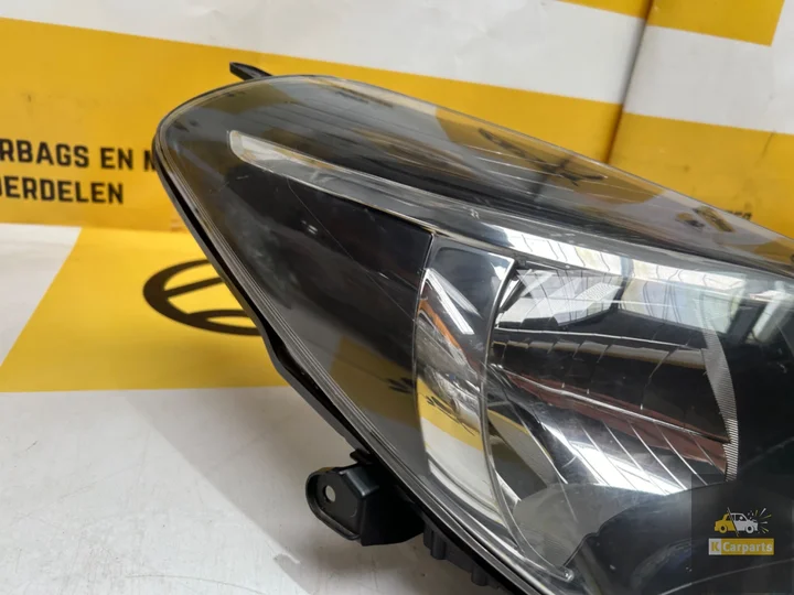 toyota-yaris-koplamp-rechts-origineel-koplamp-halogeen-h7 — foto 5