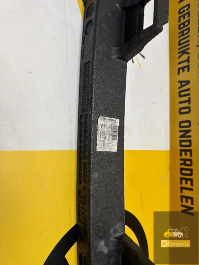 audi-a1-sportback-bumper-balk-schuim-82a807251 — foto 3