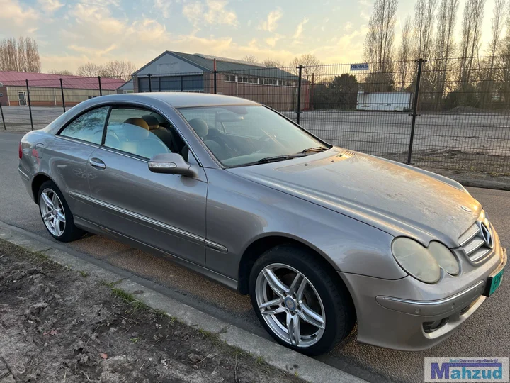 mercedes-clk-w209-22-cdi-c723-demontage-sloop-onderdelen — foto 7