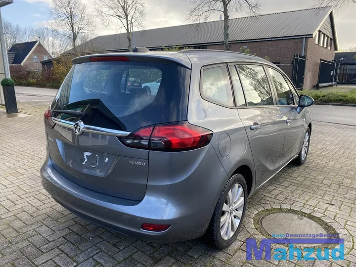 2016-opel-zafira-c-14-turbo-a14net-b14net-z10b-demontage-onderdelen — foto 7