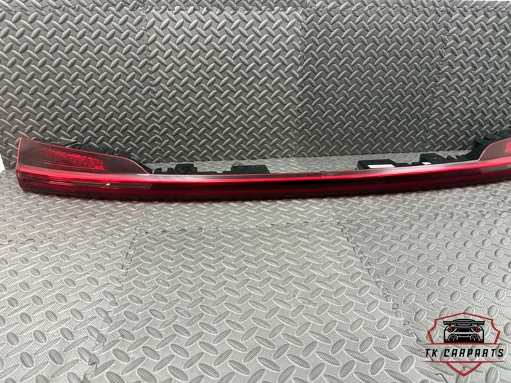 audi-etron-sportback-achterlicht-balk-4ke945095d — foto 3
