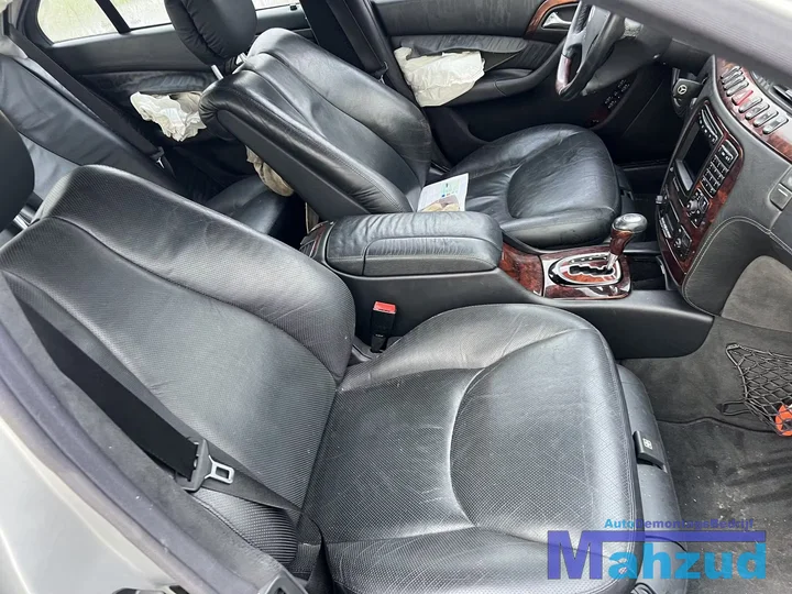 2000-mercedes-s-klasse-w220-s-55-amg-113986-zilver-744-onderdelen — foto 39