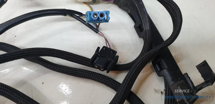 bmw-e46-3-serie-cabriolet-cabrio-hoofd-kabelboom-main-wiring-harness-origineel-nette-staat-gebruikt-2002-2003-2004-2005-2006-barendrecht-mobility-service — foto 7