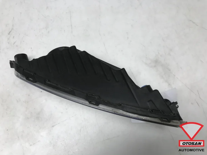 skoda-superb-20152018-mistlamp-rechts-voor-3v0941700a — foto 2