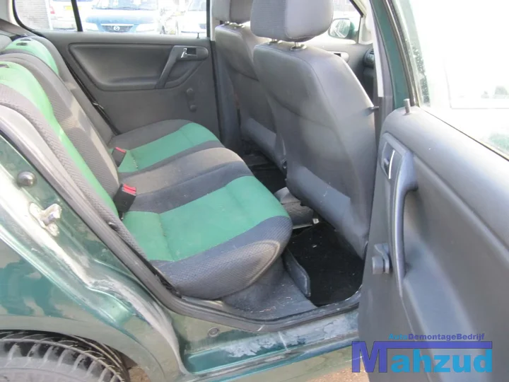 2000-volkswagen-polo-6n2-14-demontage-sloop-127 — foto 5