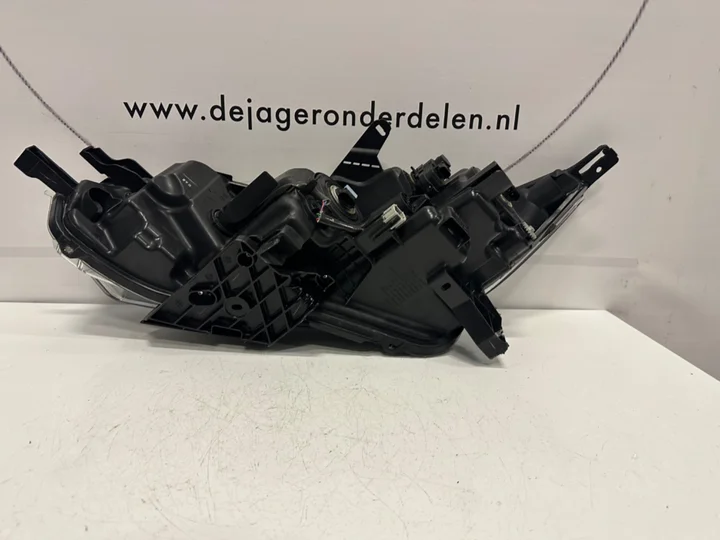 nissan-qashqai-j11-facelift-koplamp-rechts-10019009 — foto 4