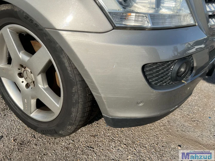 mercedes-ml-2-w164-grijs-c723-voorbumper-20052011 — foto 7