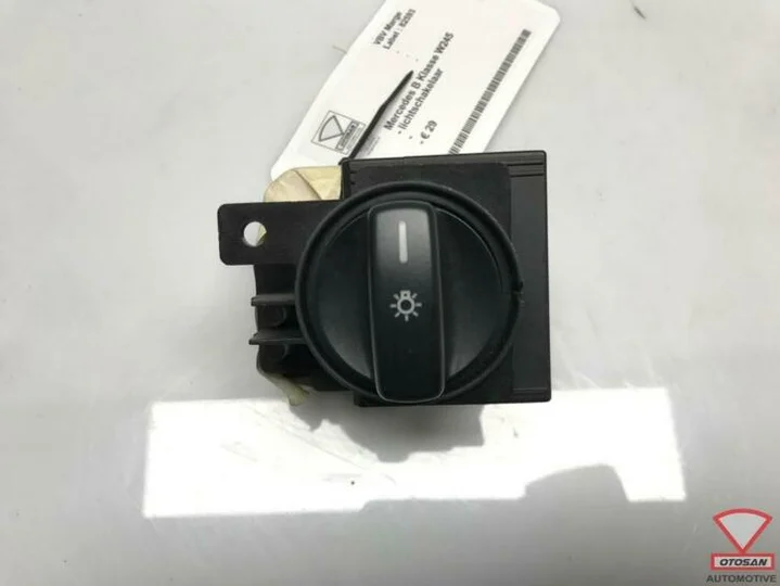 mercedes-b-klasse-w245-lichtschakelaar