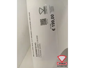 mb-cklasse-w205-1421-origineel-zijscherm-links-voor — foto 4