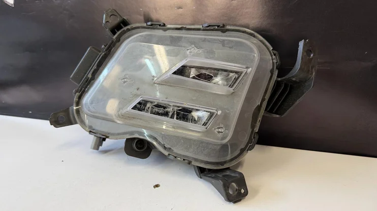 led-dagrijverlichting-rechts-koplamp-kia-sportage-v5-halogeen-92202r2000 — foto 4