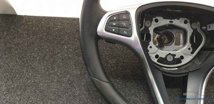 leder-stuurwiel-w205-cklasse-mercedes-0005605003-flippers-stuurwielbediening-origineel-gebruikt-2015-2020 — foto 5