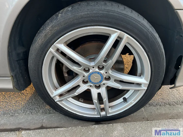 mercedes-clk-w209-22-cdi-c723-demontage-sloop-onderdelen — foto 22