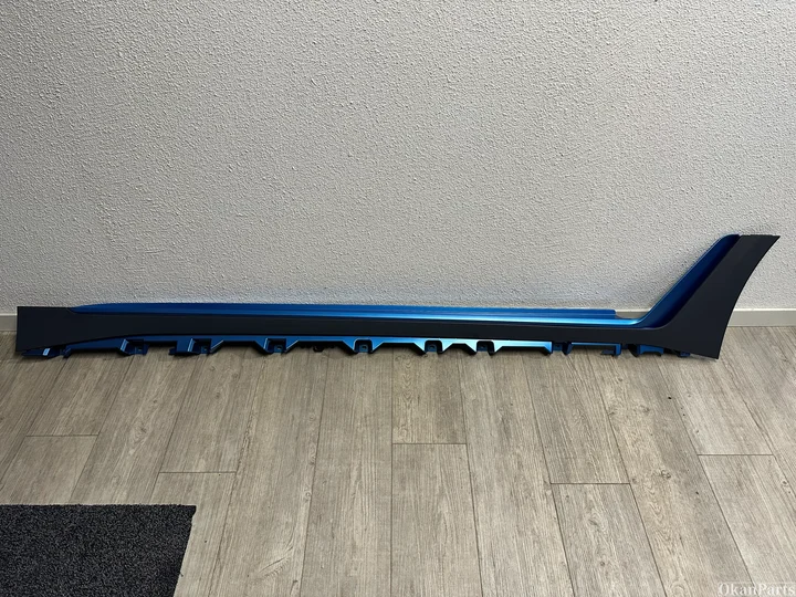 bmw-i4-g26-linker-sideskirt-skirt-origineel-nieuw-compleet