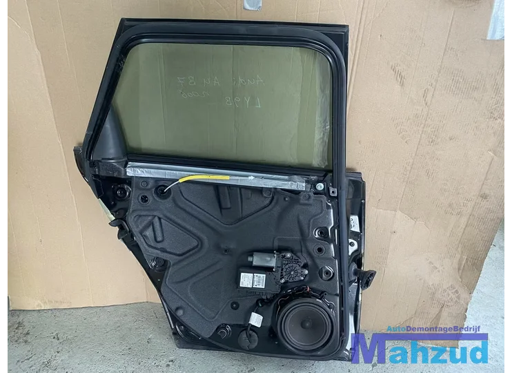 audi-a4-b7-avant-zwart-lc9z-links-achter-deur-portier-0408