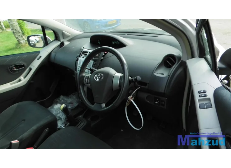 toyota-yaris-p9-10-motorblok-1kr-fe-motor