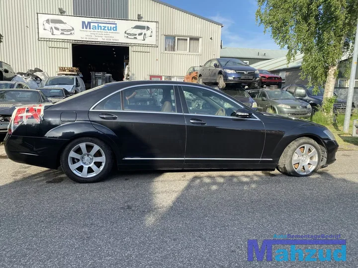 mercedes-s-klasse-w221-s320-cdi-642930-zwart-c197-onderdelen — foto 9