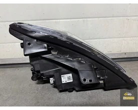 92102q0600-hyundai-bayon-full-ledlamp-links-rechts — foto 11