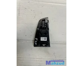 bmw-1-serie-f40-raam-schakelaar-7950756-2019 — foto 2