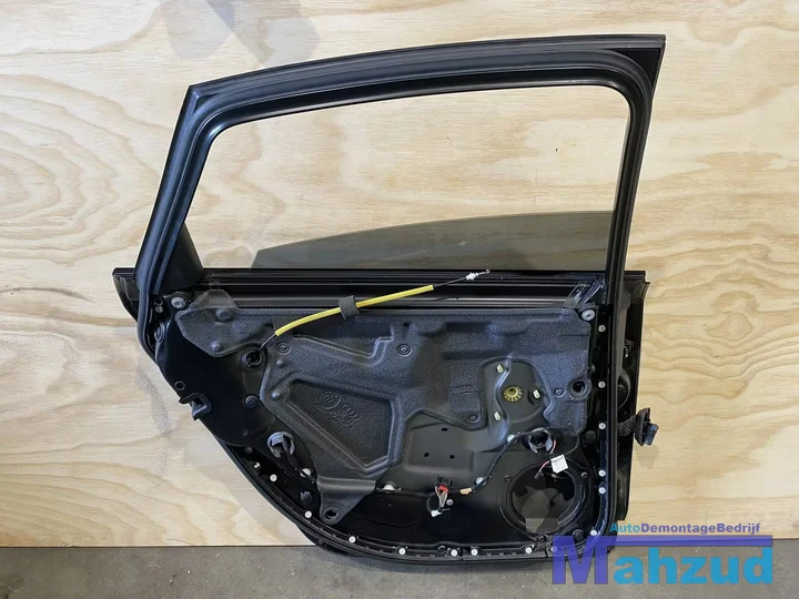 audi-a6-c6-zwart-ly9b-links-achter-deur-portier-0411 — foto 5